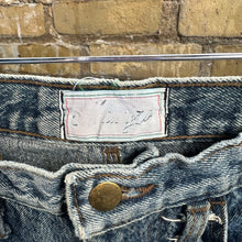 Load image into Gallery viewer, Stonewash Denim Pleated Ankle Jeans
