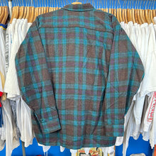 Load image into Gallery viewer, Van Heusen Plaid Button Up
