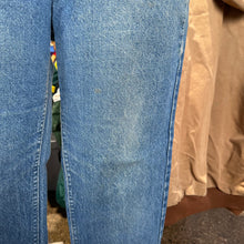 Load image into Gallery viewer, Lee Denim Medium Wash Jean Pants
