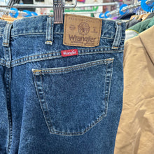 Load image into Gallery viewer, Wrangler Stone Wash Denim Pants

