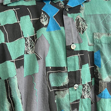 Load image into Gallery viewer, St. Croix Dark Leaf Cotton Button Up
