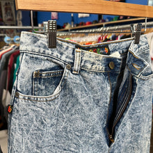 Load image into Gallery viewer, Sasson Acid Wash Bow Pants
