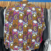 Load image into Gallery viewer, Pattern Paisley Button Up
