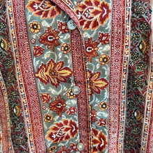 Load image into Gallery viewer, Brown Floral Pattern Button Up
