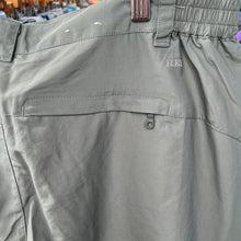 Load image into Gallery viewer, REI Cargo Pants (Modern)
