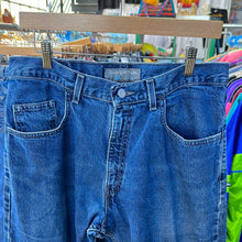 Load image into Gallery viewer, Levi’s Silvertabs Jean Pants
