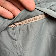Load image into Gallery viewer, REI Cargo Pants (Modern)

