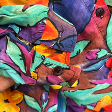 Load image into Gallery viewer, Bill Blass Floral Pattern 3/4 Sleeve Button Up
