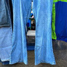 Load image into Gallery viewer, Santa Barbara Y2k Tie Denim Pants
