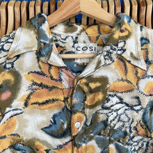 Load image into Gallery viewer, Cosi Patterned Rayon Button Up
