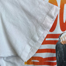 Load image into Gallery viewer, Garth Brooks Ropin’ The Wind T-Shirt
