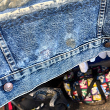 Load image into Gallery viewer, Levi’s Wolf Custom Jean Jacket

